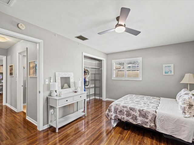 1090 MCFARLAND STREET, Dunedin, FL 34698