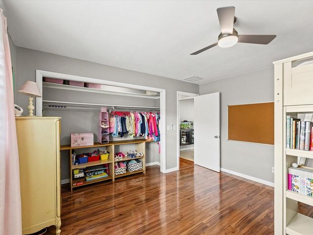 1090 MCFARLAND STREET, Dunedin, FL 34698