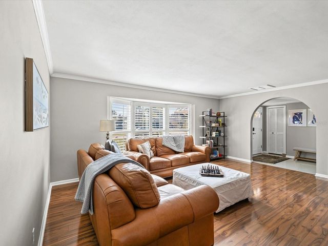 1090 MCFARLAND STREET, Dunedin, FL 34698