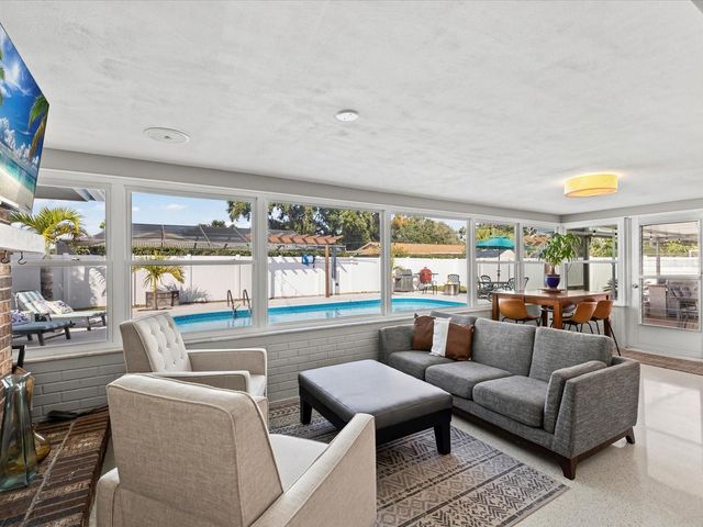 1090 MCFARLAND STREET, Dunedin, FL 34698