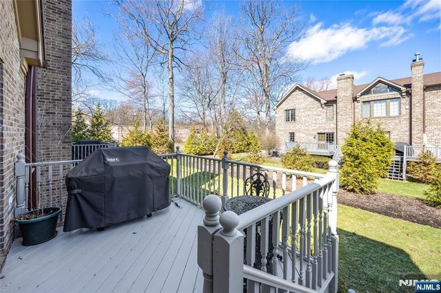 19 Sherbrooke Court 27, Saddle River, NJ 07458