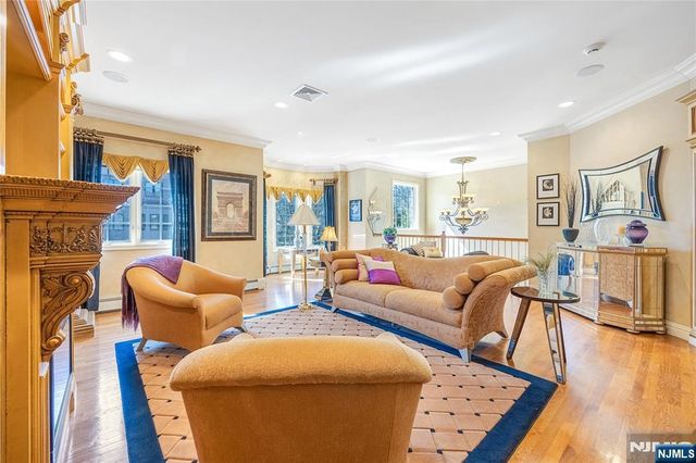 19 Sherbrooke Court 27, Saddle River, NJ 07458