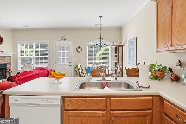 228 Derby Court, Acworth, GA 30102