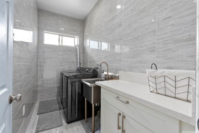 45-333 Mahalani Street, Kaneohe, HI 96744