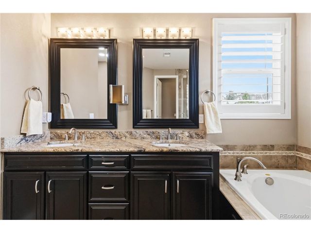 1600 Knotty Pine Way, Castle Rock, CO 80108