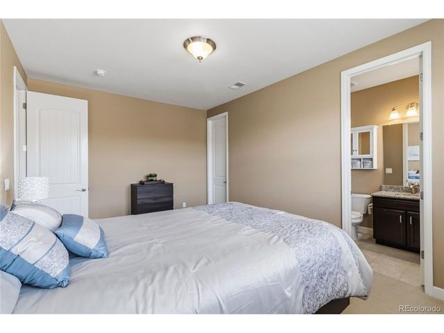 1600 Knotty Pine Way, Castle Rock, CO 80108