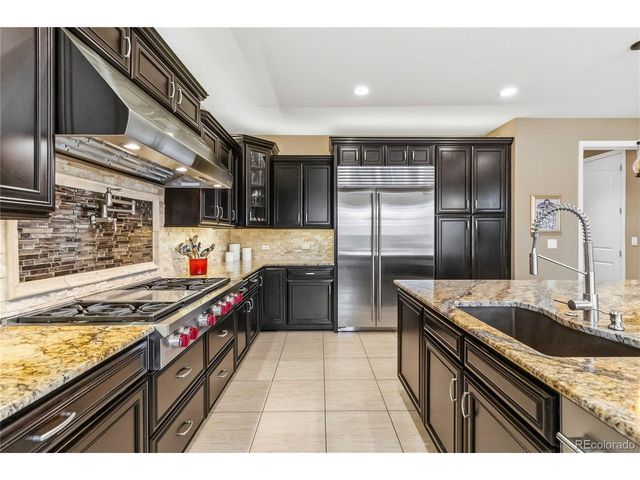1600 Knotty Pine Way, Castle Rock, CO 80108