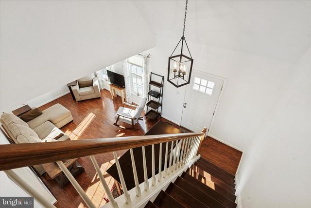 815 CHESTNUT HILL RD, Parkesburg, PA 19365