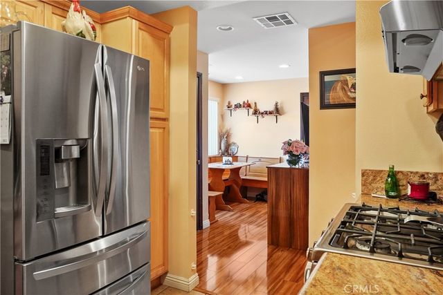 14239 Sherman Way 3, Van Nuys, CA 91405