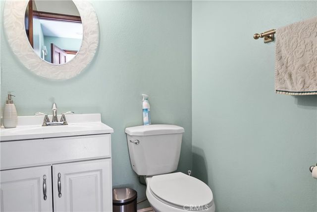 14239 Sherman Way 3, Van Nuys, CA 91405