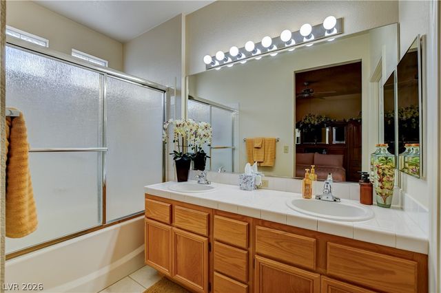 5155 West Tropicana Avenue 1076, Las Vegas, NV 89103