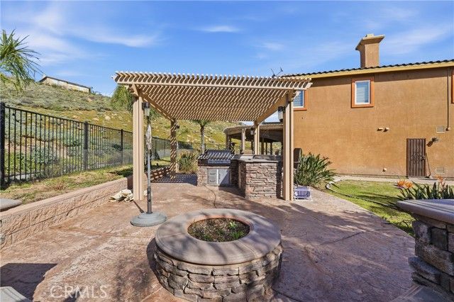 16180 Angel Canyon, Riverside, CA 92503