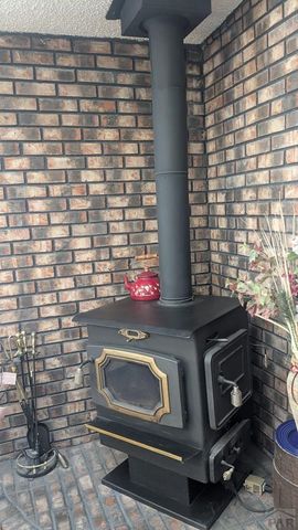 1510 Iroquois Rd, Pueblo, CO 81001