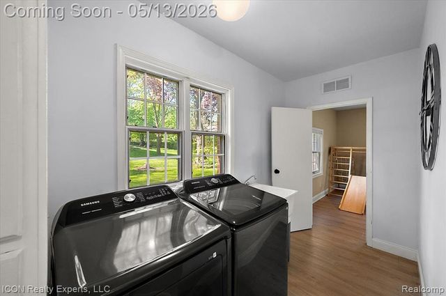 2720 Bridle Road, Bloomfield Hills, MI 48304