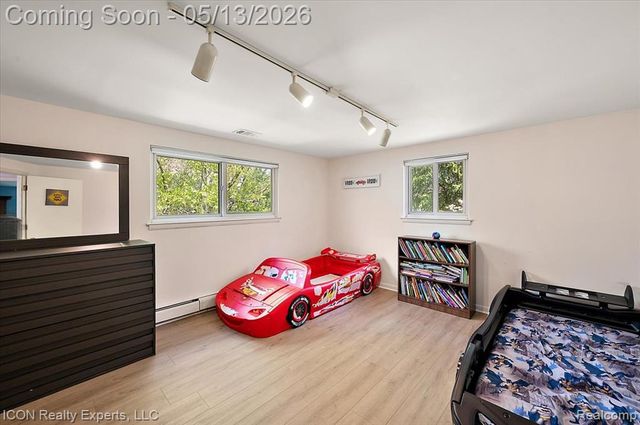 2720 Bridle Road, Bloomfield Hills, MI 48304