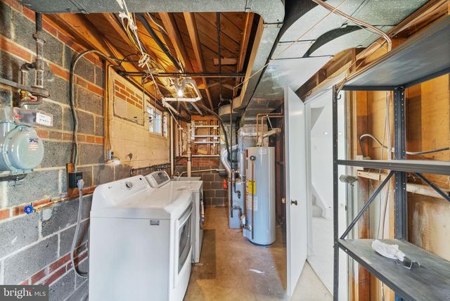 8108 ADAIR LN, Springfield, VA 22151
