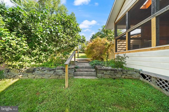 8108 ADAIR LN, Springfield, VA 22151