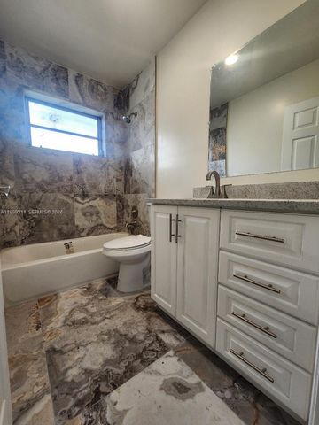 7750 NW 14th PL 0, Miami, FL 33147