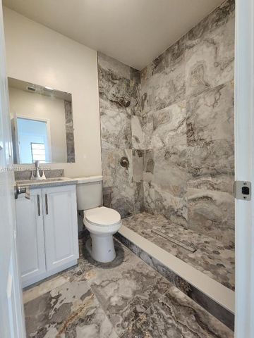 7750 NW 14th PL 0, Miami, FL 33147