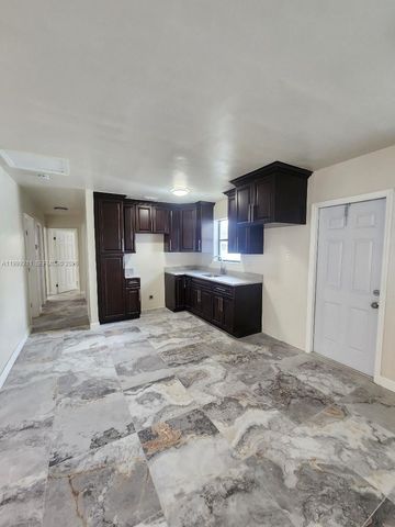 7750 NW 14th PL 0, Miami, FL 33147