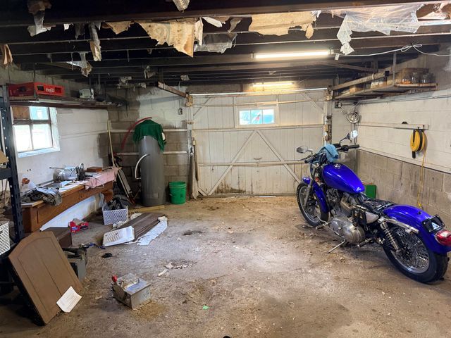 208 W Sigler Street, Hebron, IN 46341