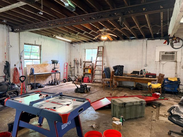208 W Sigler Street, Hebron, IN 46341