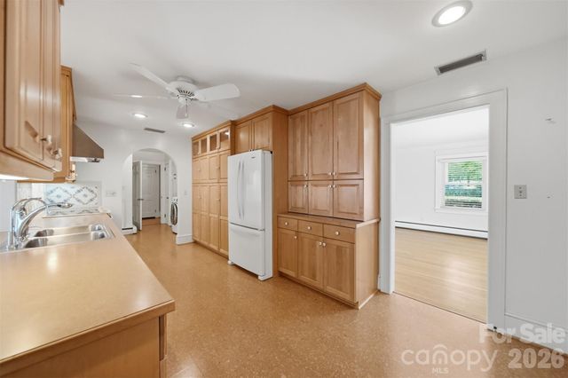 3485 Bridgeford Lane, Newton, NC 28658