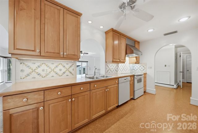 3485 Bridgeford Lane, Newton, NC 28658