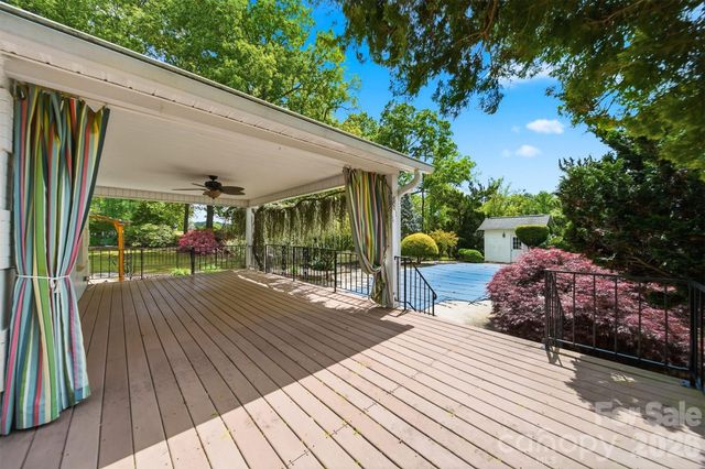 3485 Bridgeford Lane, Newton, NC 28658