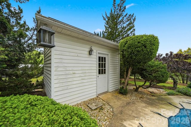 3485 Bridgeford Lane, Newton, NC 28658