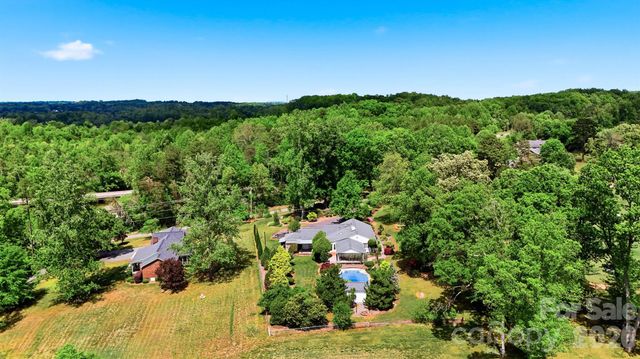 3485 Bridgeford Lane, Newton, NC 28658
