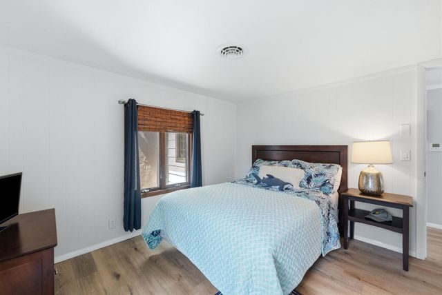 140 Lane 221BA Hamilton Lk, Hamilton, IN 46742