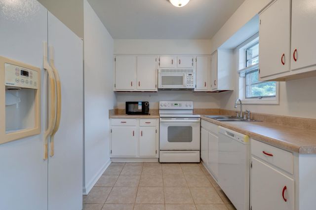 1855 Hopkins Drive, Tallahassee, FL 32303