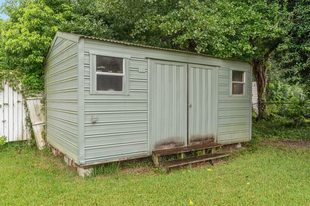 1855 Hopkins Drive, Tallahassee, FL 32303