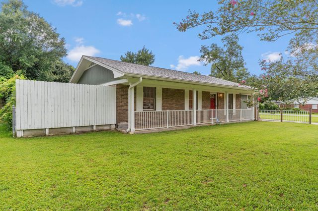 1855 Hopkins Drive, Tallahassee, FL 32303