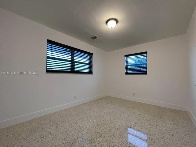 510 NE 4th Avenue 510, Hallandale Beach, FL 33009