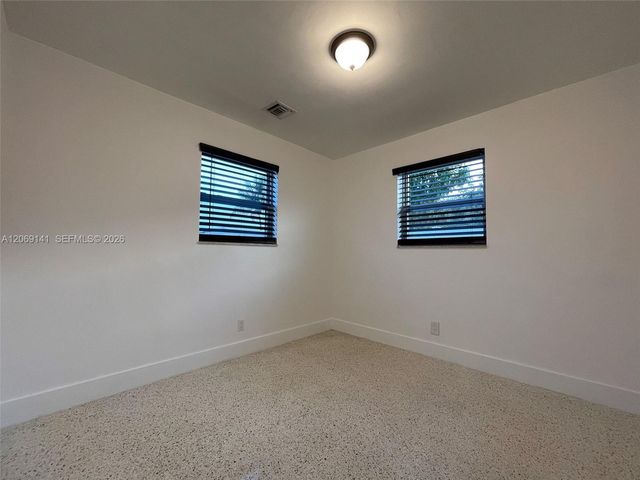 510 NE 4th Avenue 510, Hallandale Beach, FL 33009