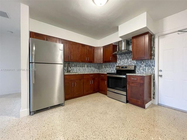 510 NE 4th Avenue 510, Hallandale Beach, FL 33009