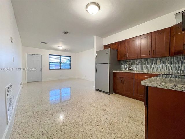510 NE 4th Avenue 510, Hallandale Beach, FL 33009