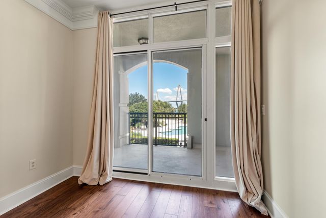 222 S Plaza Court, Mount Pleasant, SC 29464