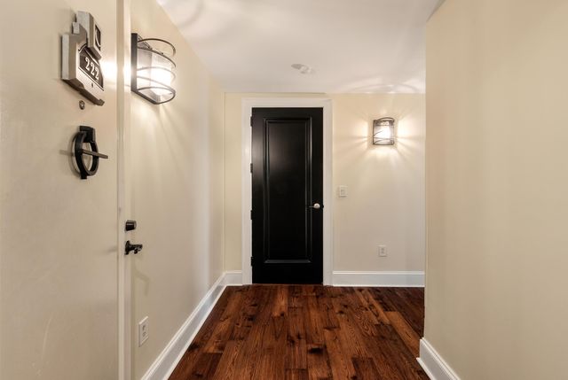 222 S Plaza Court, Mount Pleasant, SC 29464