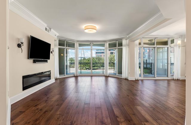 222 S Plaza Court, Mount Pleasant, SC 29464