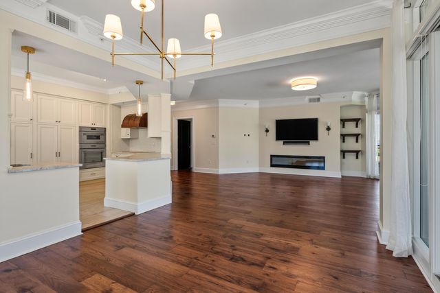 222 S Plaza Court, Mount Pleasant, SC 29464