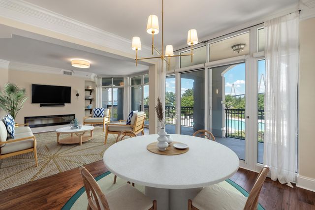 222 S Plaza Court, Mount Pleasant, SC 29464
