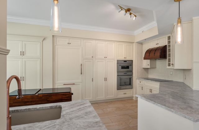 222 S Plaza Court, Mount Pleasant, SC 29464