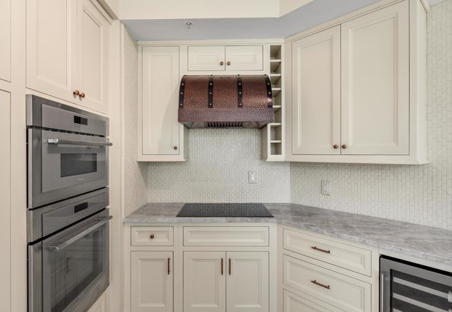 222 S Plaza Court, Mount Pleasant, SC 29464