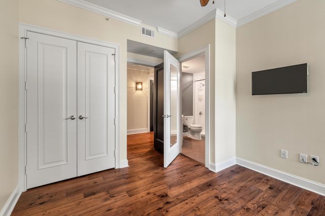222 S Plaza Court, Mount Pleasant, SC 29464