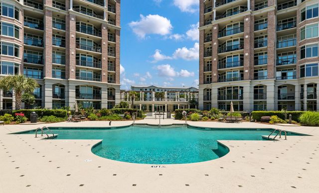 222 S Plaza Court, Mount Pleasant, SC 29464