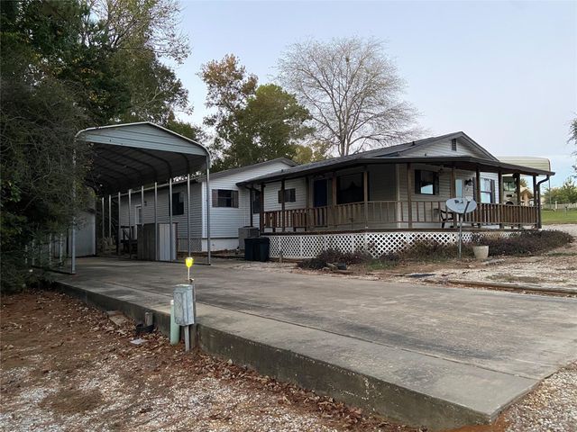 152 Woodpecker, Livingston, TX 77351