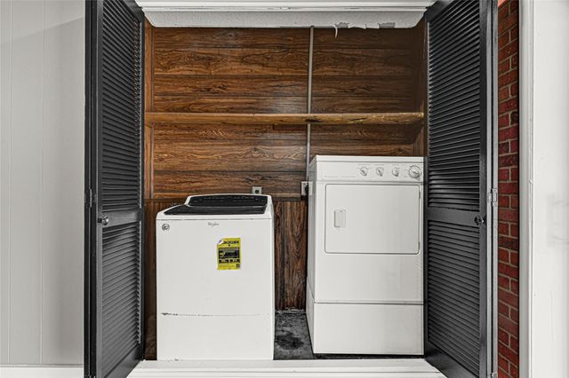 6319 Bluestone Drive, Houston, TX 77016